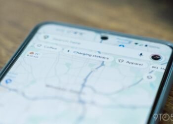 Google Maps navigation missing media controls on Android 