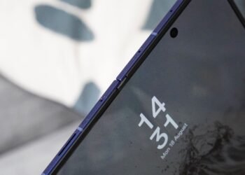 Get the Samsung Galaxy Z Fold 7 with a $300 discount